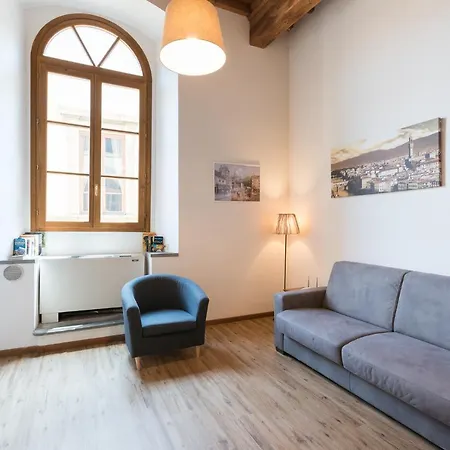 Close To Duomo * Florencie